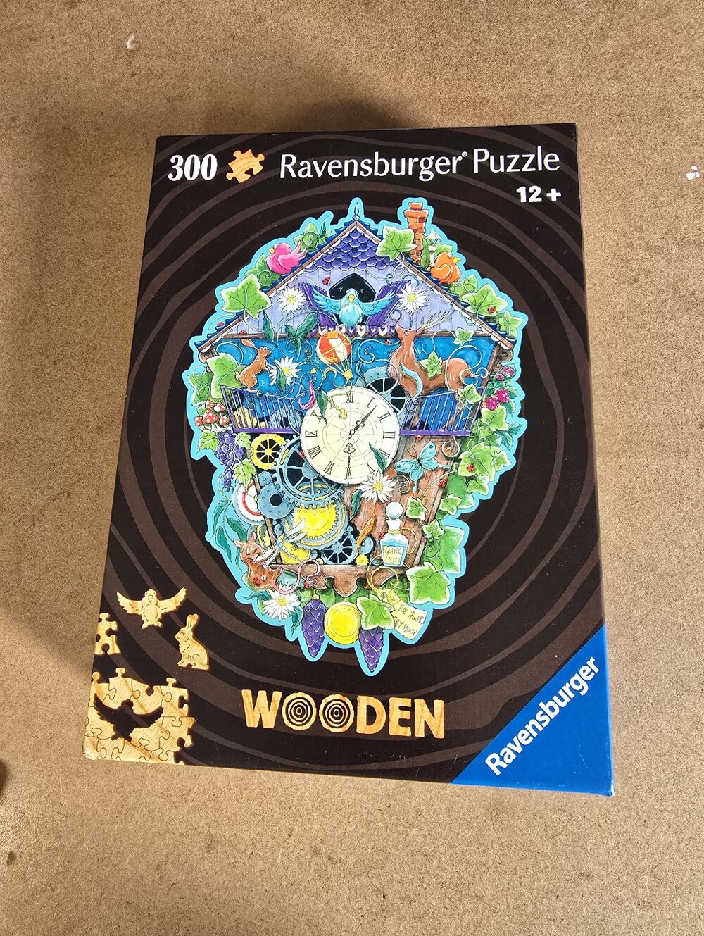 Wooden Ravensburger 300 pieces puzzle